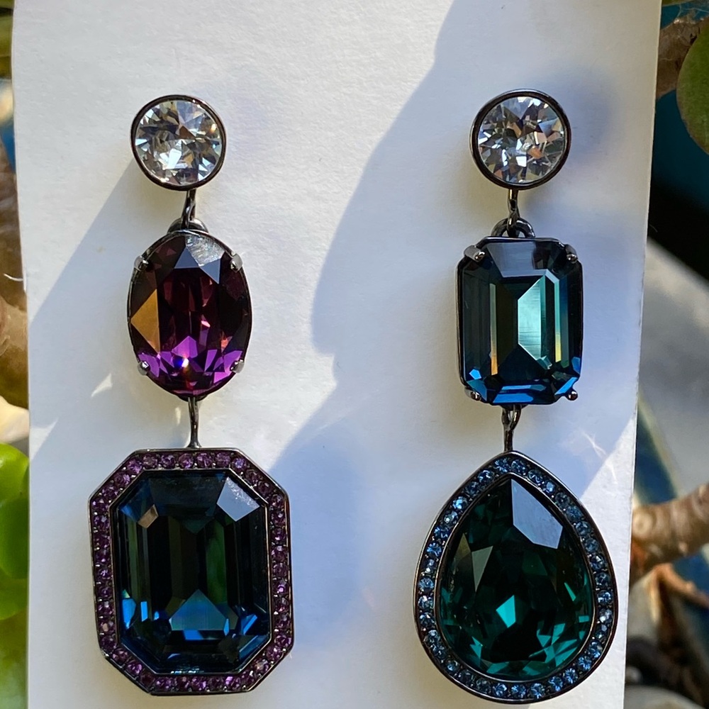A pair of Atelier Swarovski by Tabitha Simmons Mismatched Drop Pierced Earrings